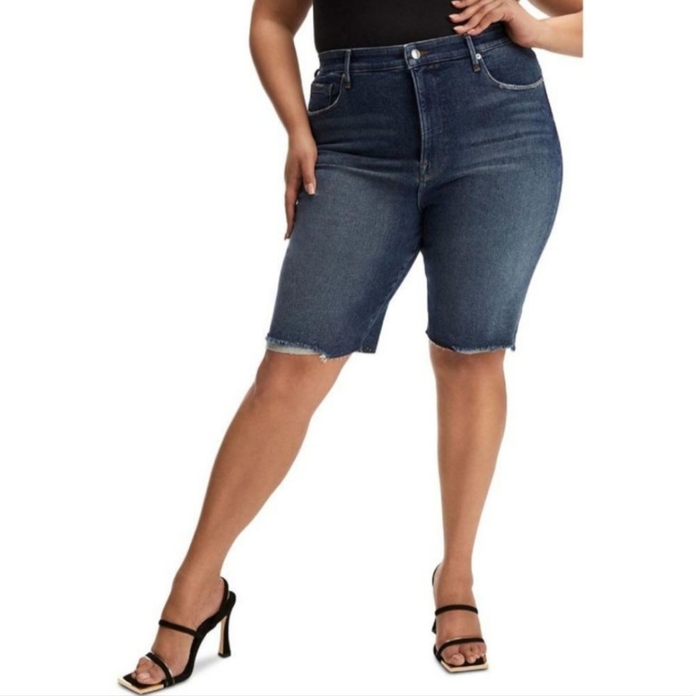 Good American Bermuda Denim Shorts Women’s Size 6/28 Blue High Rise Distressed